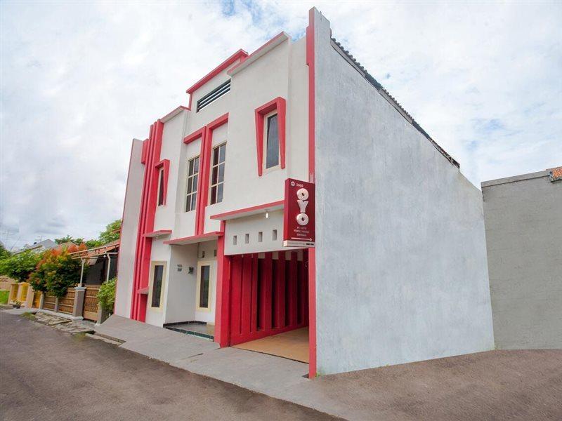 OYO 3060 Al Fatih Guest House Syariah Tegal  Luaran gambar