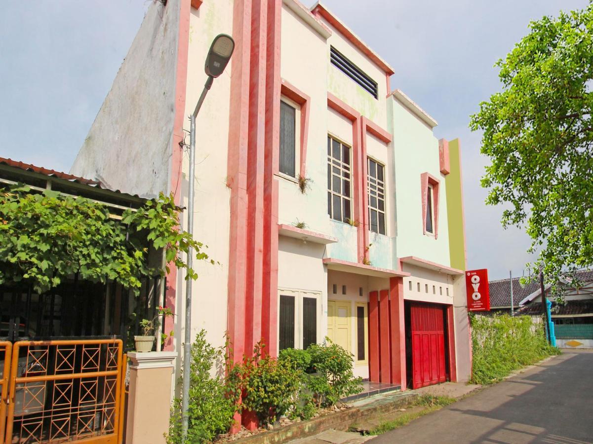 OYO 3060 Al Fatih Guest House Syariah Tegal  Luaran gambar